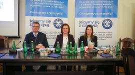 RAPORT: SPOŁECZNY OBRAZ CUKRZYCY , LIFESTYLE - W Polsce na cukrzycę choruje ponad 2 mln osób, a liczba ta stale wzrasta . Rocznie z powodu jej powikłań umiera około 21 tysięcy z nich