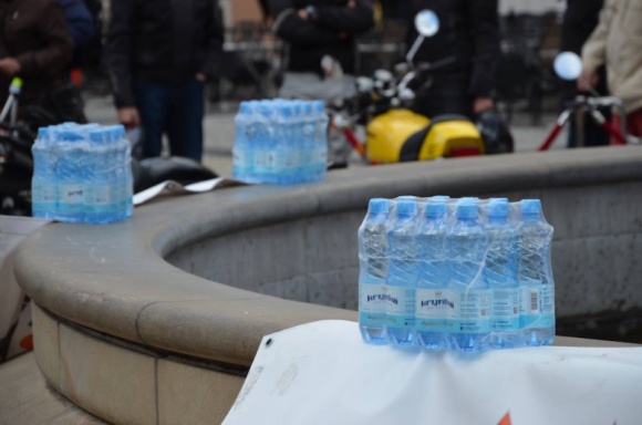 Zadbaj o bezpieczeństwo swoje i bliskich Zdrowie, LIFESTYLE - Tak brzmi hasło tegorocznej, jubileuszowej – 10. już edycji akcji Motoserce. 21 kwietnia na Rynku Kościuszki w Białymstoku wystartowała impreza organizowana przez białostockich motocyklistów, której motywem przewodnim było honorowe dawstwo krwi.