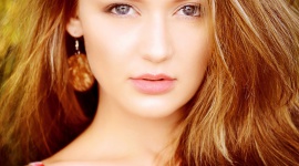 Witamina C i jej wpływ na skórę , LIFESTYLE - Lato długo cieszyło nas piękną pogodą. Duża dawka promieni słonecznych wpłynęła pozytywnie na nasze samopoczucie, ale czy nie zaszkodziła skórze?