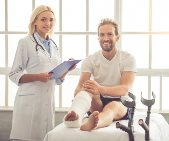 Schorzenia ortopedyczne można leczyć osoczem bogatopłytkowym Zdrowie, LIFESTYLE - Jedną z najnowszych metod leczenia dysfunkcji narządu ruchu jest wykorzystanie krwi pacjenta, a dokładniej jej składowej, zwanej osoczem, z którego uzyskuje się osocze bogatopłytkowe PRP (z ang. Platelet Rich Plasma).