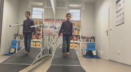 Zdrowe stopy poniosą dalej , LIFESTYLE - Otwarty niedawno w Olsztynie salon medyczny Run Med zaprasza rodziców z dziećmi w poniedziałki i wtorki na bezpłatne konsultacje, podczas których fizjoterapeuci ocenią czy dziecko właściwie ustawia stopy i ma prawidłową postawę ciała.