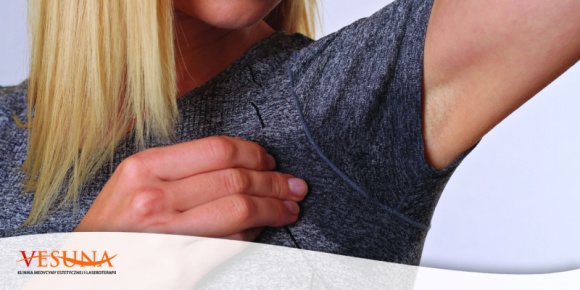 Skuteczna walka z nadpotliwością Zdrowie, LIFESTYLE - Wakacje zbliżają się wielkimi krokami. Wraz z nimi wraca jednak trauma wielu osób, borykających się z nadpotliwością. Choć problem może występować przez cały rok to z powodu wysokich temperatur najbardziej odczuwalny jest latem.