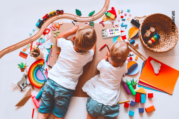 Jestem pielęgniarką, a jaka jest Twoja supermoc? Zdrowie, LIFESTYLE - Sprawują opiekę nad pacjentami w warunkach domowych. Zaangażowaniem znacząco wykraczają poza opieką medyczną, przynosząc uśmiech, dobre słowo, wsparcie, a przede wszystkim swoją obecność. Mowa o pielęgniarkach i pielęgniarzach środowiskowych oraz opieki długoterminowej.